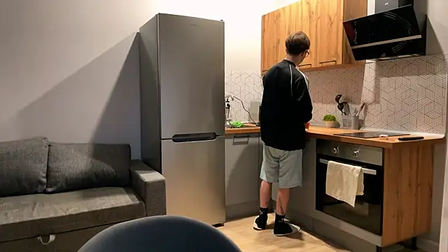 Snapshot of anahori__simon chatting on 9, 10, 2025 anahori simon online show from 9, 10, 2025