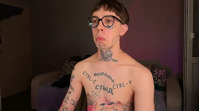 Snapshot of anahori__simon chatting on 11, 9, 2025 anahori simon online show from 11, 9, 2025