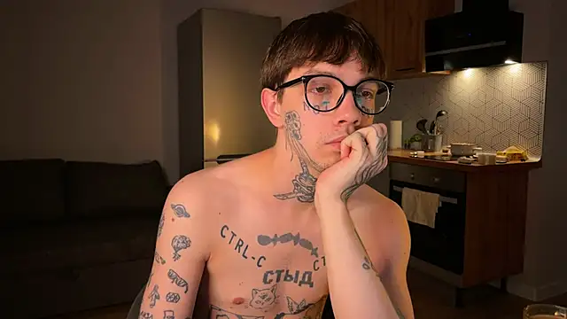 Snapshot of anahori__simon chatting on 23, 10, 2025 anahori simon online show from 23, 10, 2025