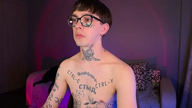 Snapshot of anahori__simon chatting on 29, 9, 2025 anahori simon online show from 29, 9, 2025