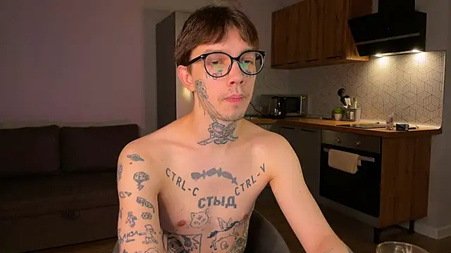 Snapshot of anahori__simon chatting on 18, 10, 2025 anahori simon online show from 18, 10, 2025