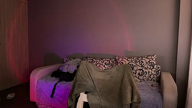 Snapshot of anahori__simon chatting on 27, 9, 2025 anahori simon online show from 27, 9, 2025