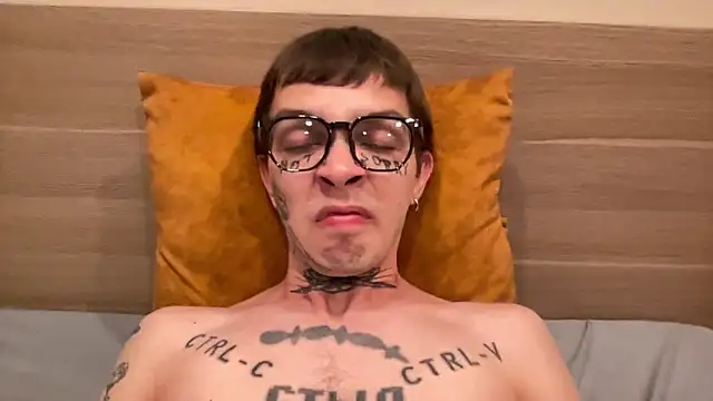 Snapshot of anahori__simon chatting on 1, 3, 2026 anahori simon online show from 1, 3, 2026