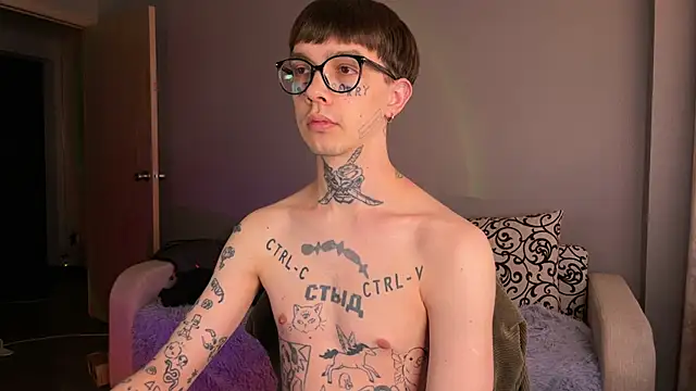 Snapshot of anahori__simon chatting on 26, 9, 2025 anahori simon online show from 26, 9, 2025