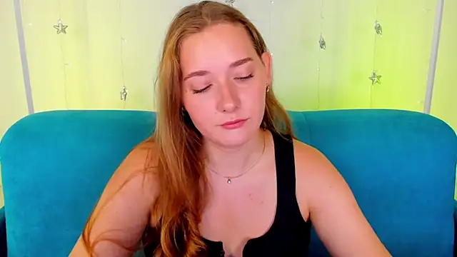Snapshot of AlinaVice chatting on 6, 7, 2026 AlinaVice online show from 6, 7, 2026