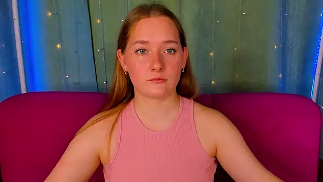 Snapshot of AlinaVice chatting on 9, 6, 2026 AlinaVice online show from 9, 6, 2026