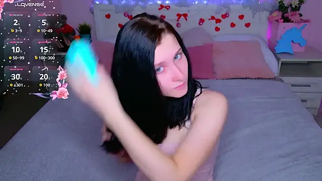 SarahStanley online show from 9, 3, 2026