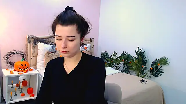  Sun Shy  online show from 31, 10, 2025