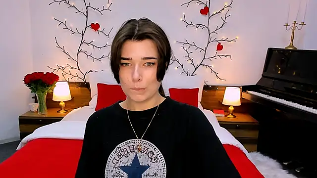  Sun Shy  online show from 18, 9, 2025