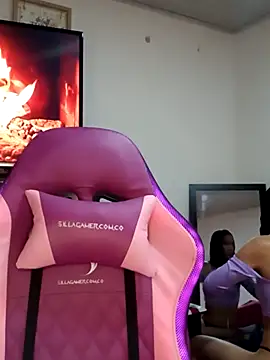 Lanna hott  online show from 12, 10, 2025