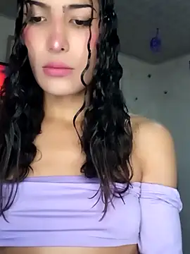 Lanna hott  online show from 28, 10, 2025