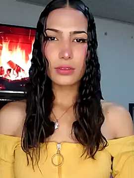 Lanna hott  online show from 18, 11, 2025