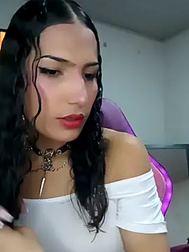 Lanna hott  online show from 23, 9, 2025