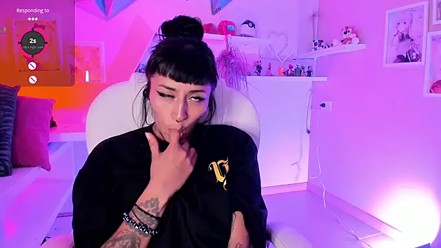 Snapshot of Valkiria_ponce chatting on 27, 11, 2025 Valkiria ponce online show from 27, 11, 2025