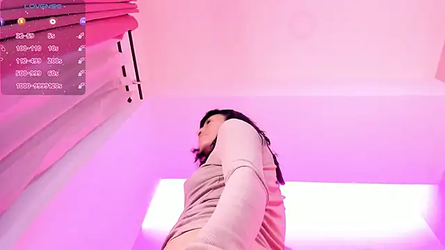 Valkiria ponce online show from 2, 4, 2026