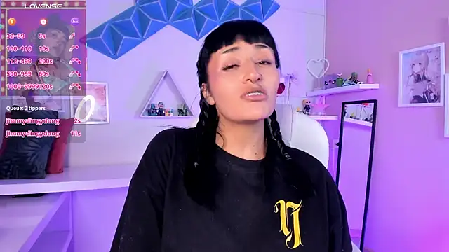 Valkiria ponce online show from 13, 4, 2026