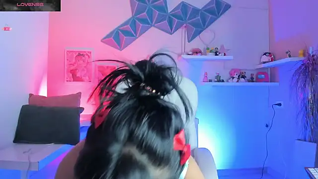 Snapshot of Valkiria_ponce chatting on 27, 10, 2025 Valkiria ponce online show from 27, 10, 2025