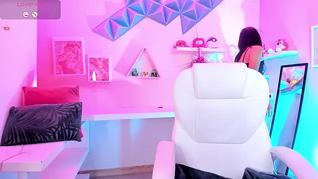 Snapshot of Valkiria_ponce chatting on 16, 11, 2025 Valkiria ponce online show from 16, 11, 2025