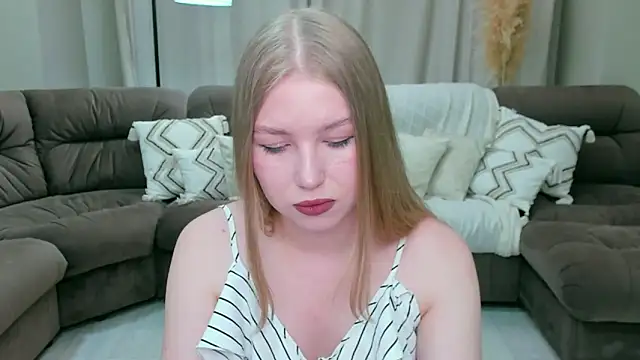 shy  lady online show from 21, 4, 2026