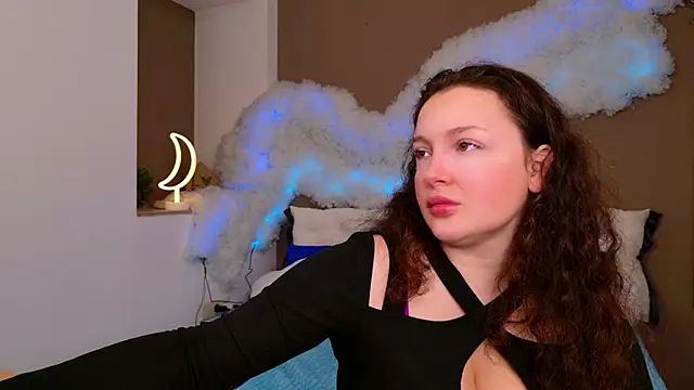 GloriNichols online show from 16, 11, 2025