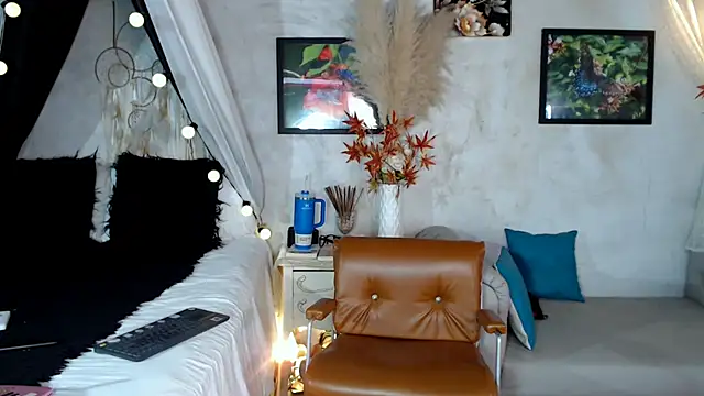 Kyara Queen online show from 16, 3, 2025