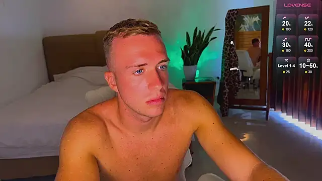 tommy cumfinger online show from 17, 11, 2025