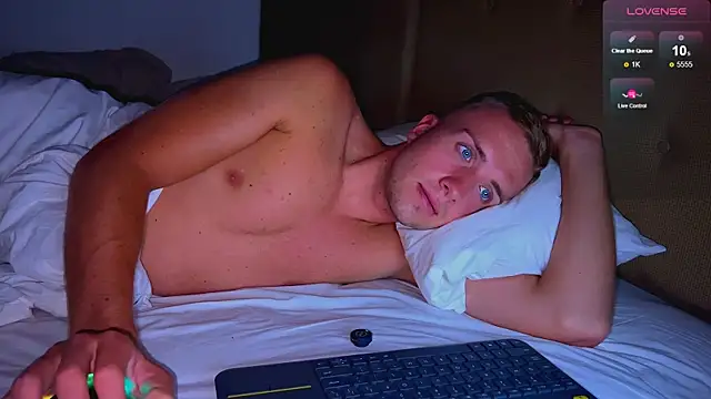 tommy cumfinger online show from 30, 10, 2025