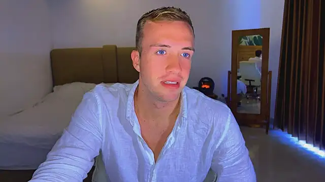 tommy cumfinger online show from 15, 4, 2026