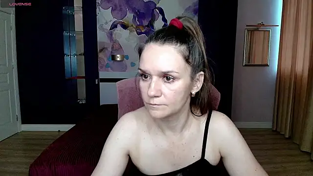 AriaGray online show from 16, 11, 2025