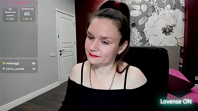 Snapshot of AriaGray chatting on 13, 2, 2026 AriaGray online show from 13, 2, 2026