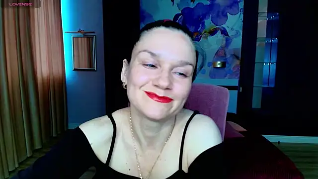 Snapshot of AriaGray chatting on 4, 4, 2026 AriaGray online show from 4, 4, 2026