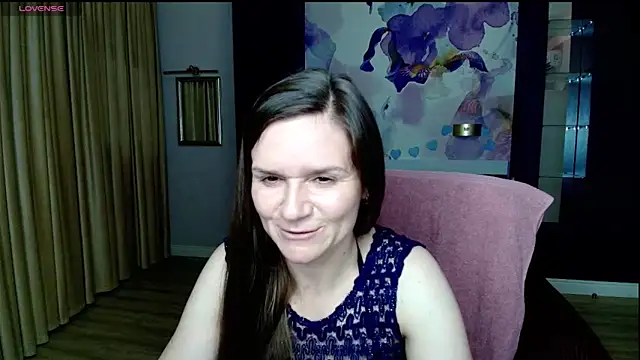 Snapshot of AriaGray chatting on 15, 4, 2026 AriaGray online show from 15, 4, 2026