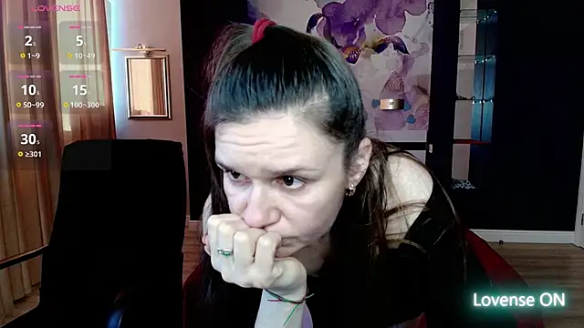 Snapshot of AriaGray chatting on 9, 2, 2026 AriaGray online show from 9, 2, 2026