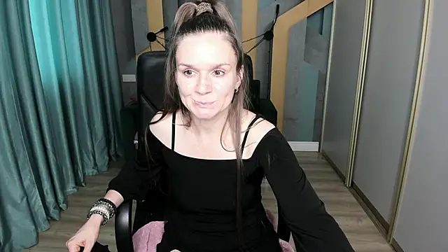 AriaGray online show from 25, 9, 2025