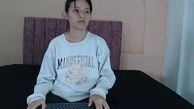 FerneyManti online show from 2, 4, 2026