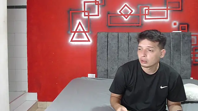 FerneyManti online show from 6, 11, 2025