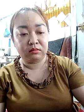 Snapshot of VyOanh2K chatting on 5, 2, 2026 VyOanh2K online show from 5, 2, 2026