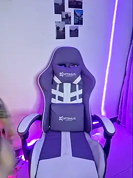 Aria Bennett21 online show from 22, 1, 2025