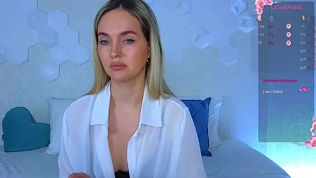 Lynna Sparks online show from 8, 11, 2025