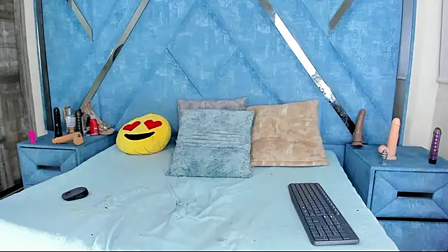 Aura love69 online show from 10, 3, 2026