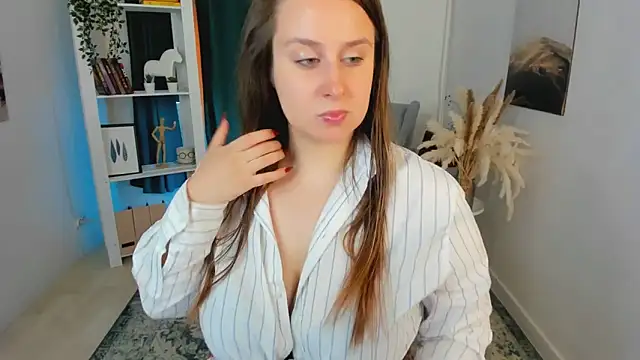 Snapshot of Lattea chatting on 21, 9, 2025 Lattea online show from 21, 9, 2025