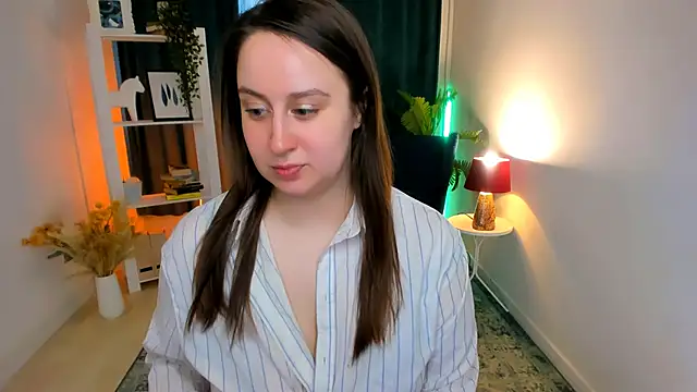 Snapshot of Lattea chatting on 10, 5, 2026 Lattea online show from 10, 5, 2026