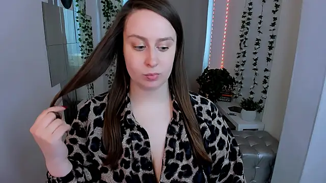 Snapshot of Lattea chatting on 14, 6, 2026 Lattea online show from 14, 6, 2026