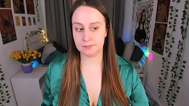 Snapshot of Lattea chatting on 9, 3, 2025 Lattea online show from 9, 3, 2025