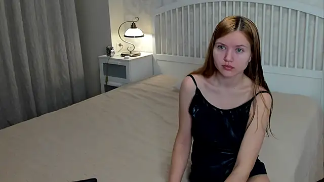 Eva  Lewis online show from 20, 3, 2026