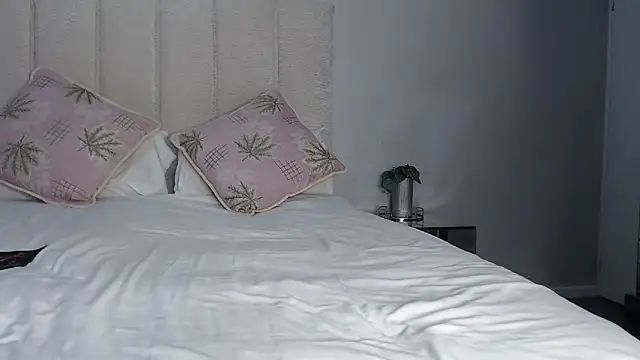 Pinkpyssy online show from 24, 4, 2026
