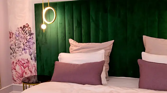 DeniseReese online show from 3, 3, 2025