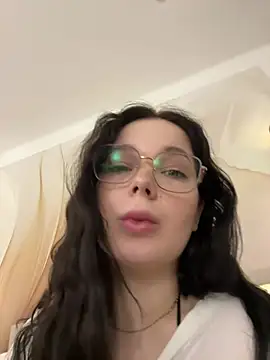 Snapshot of DeniseReese chatting on 5, 7, 2026 DeniseReese online show from 5, 7, 2026