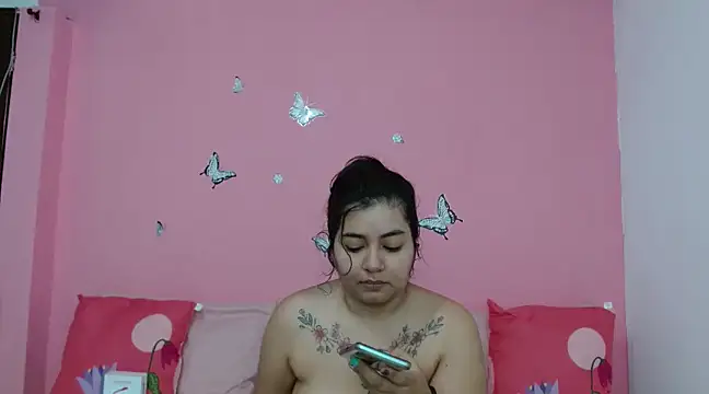 LaylaHolmes online show from 19, 12, 2024