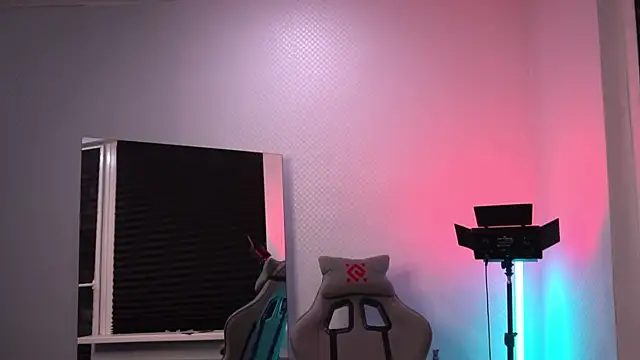 Bruno Banani online show from 24, 10, 2025